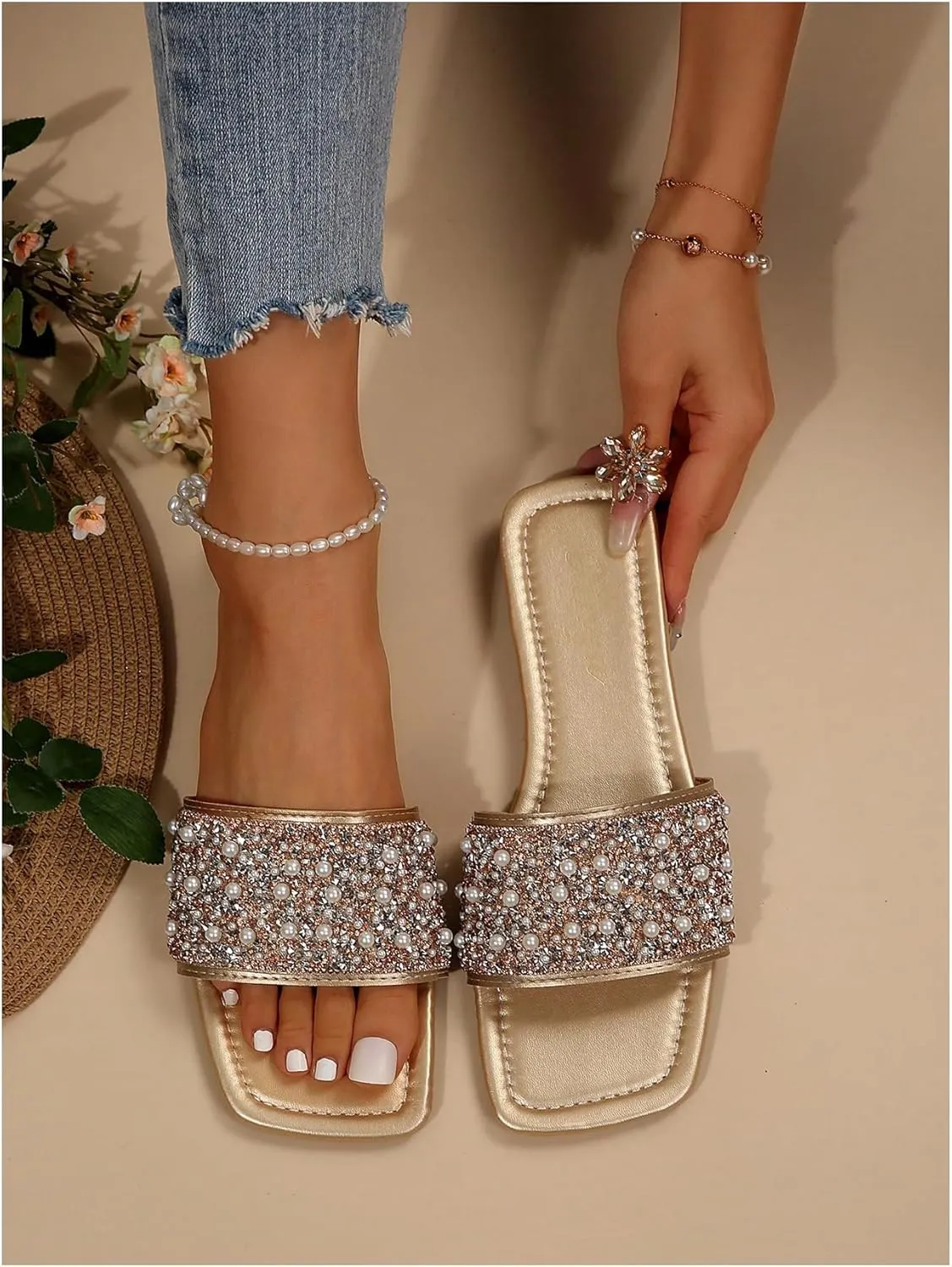 GORGLITTER Women's Sparkly Pearl Flat Sandals Rhinestone Open Toe Vacation Slide Sandals