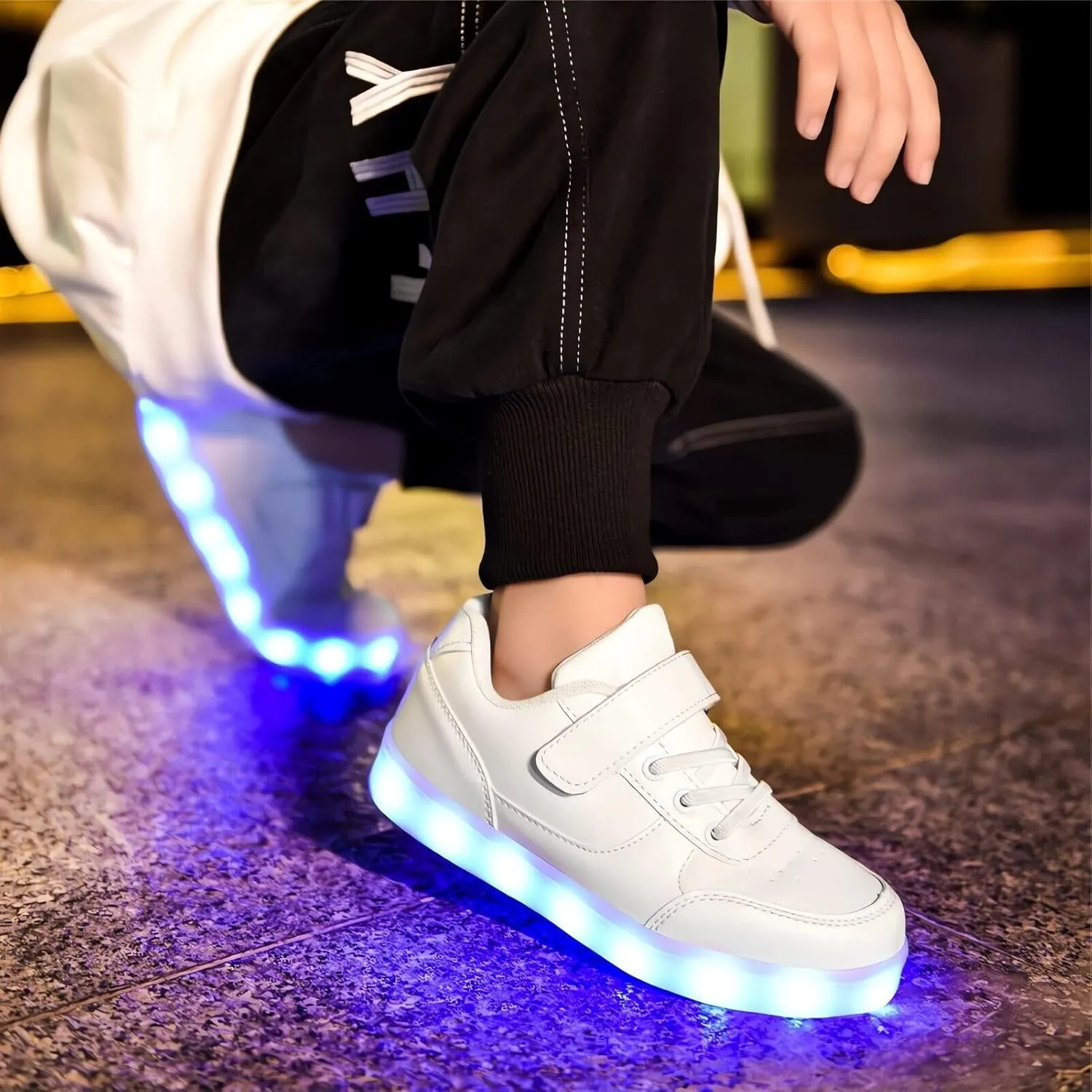 Kids LED Light up Shoes Sneakers Flashing Trainers USB Rechargeable Glowing Luminous for Boys Girls Toddler Child