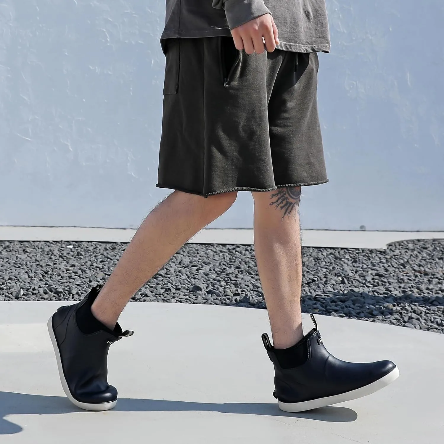 Men's Deck Boots Waterproof Fishing Rain Boots, Anti-Slip Rubber Boots Ankle Booties, High-Performance Footwear Chelsea Boots for Gardening Boating Camping Sailing