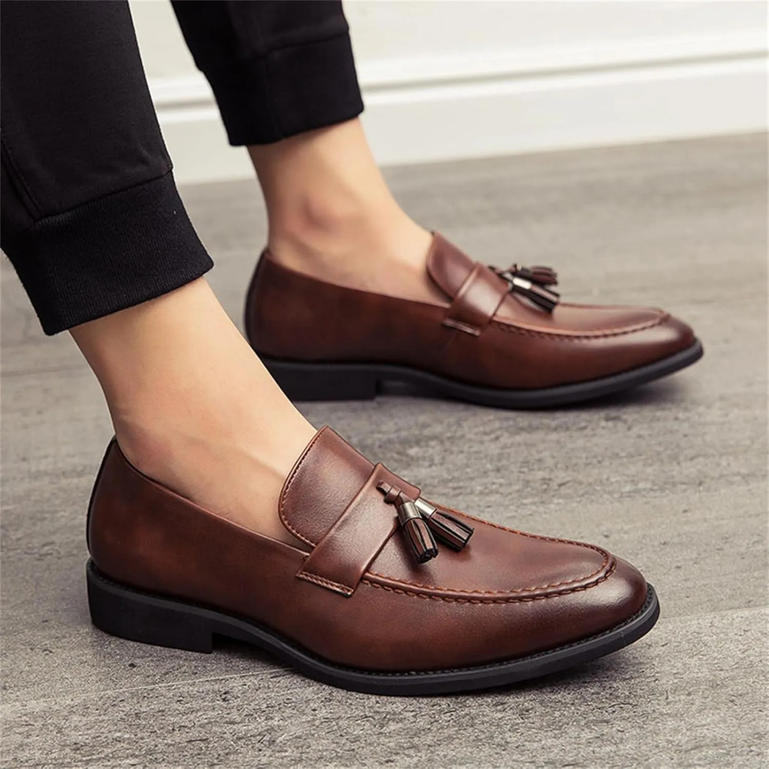 Men's Genuine Leather Slip On Tassels Loafers Classic Casual Dress Penny Loafers Vintage Formal Business Wedding Smoking Shoes