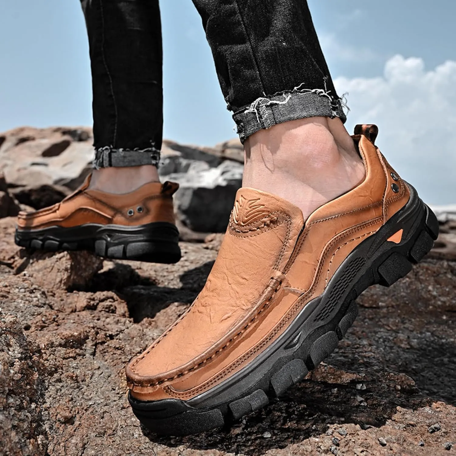 Men's Thick Bottom Slip on Leather Loafer,Hand Stitching Comfort Anti Slip Moccasins Casual Walking Shoes Outdoor Hiking Driving Work Office Dress Men Classic Leisure Sneakers