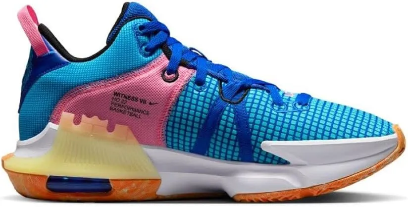 Nike Unisex-Adult Classic Lebron Witness VII