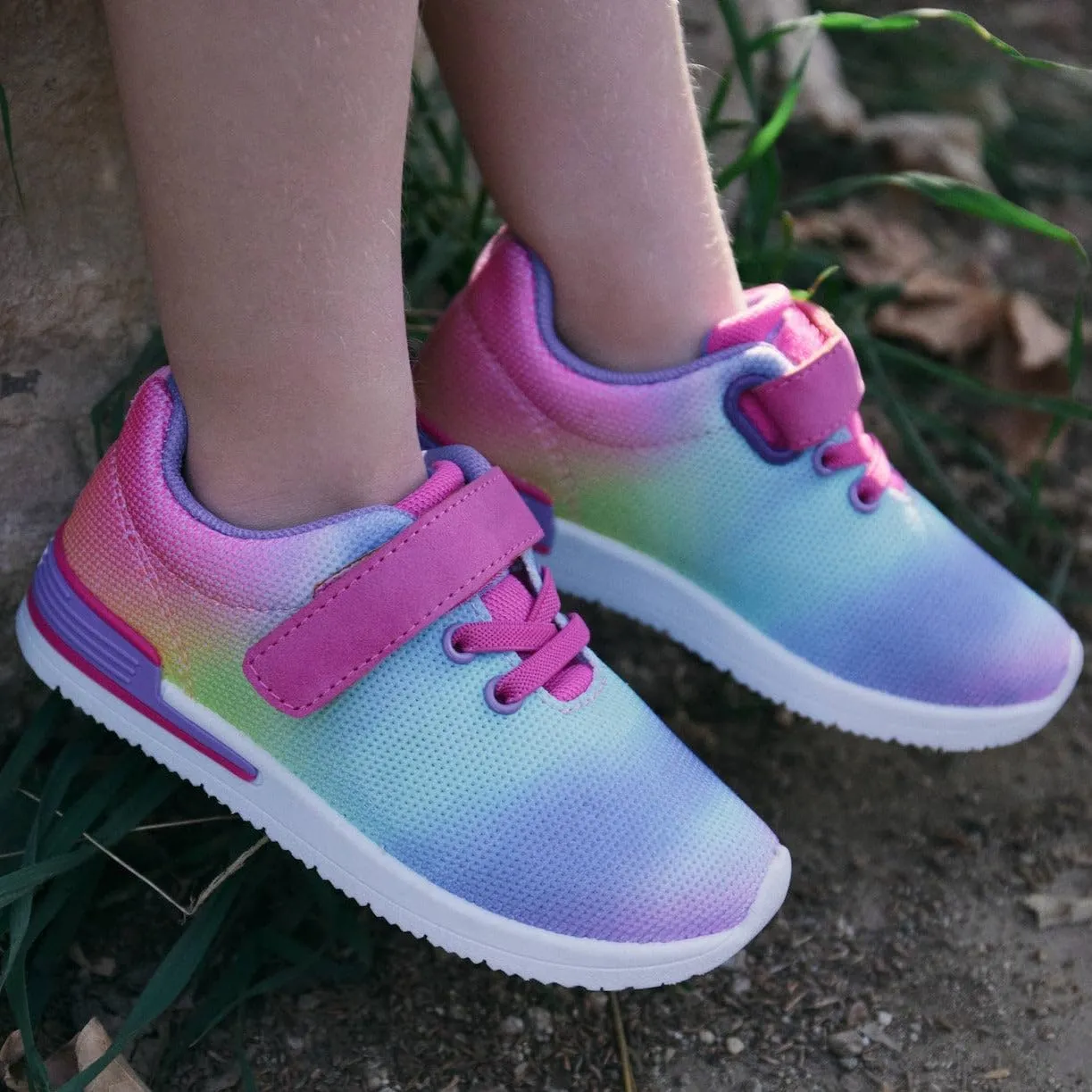 Oomphies Wynn Girls Athletic Sneakers – Breathable Knit Upper, Hook & Loop Closure, Cushioned Insole & Durable Design