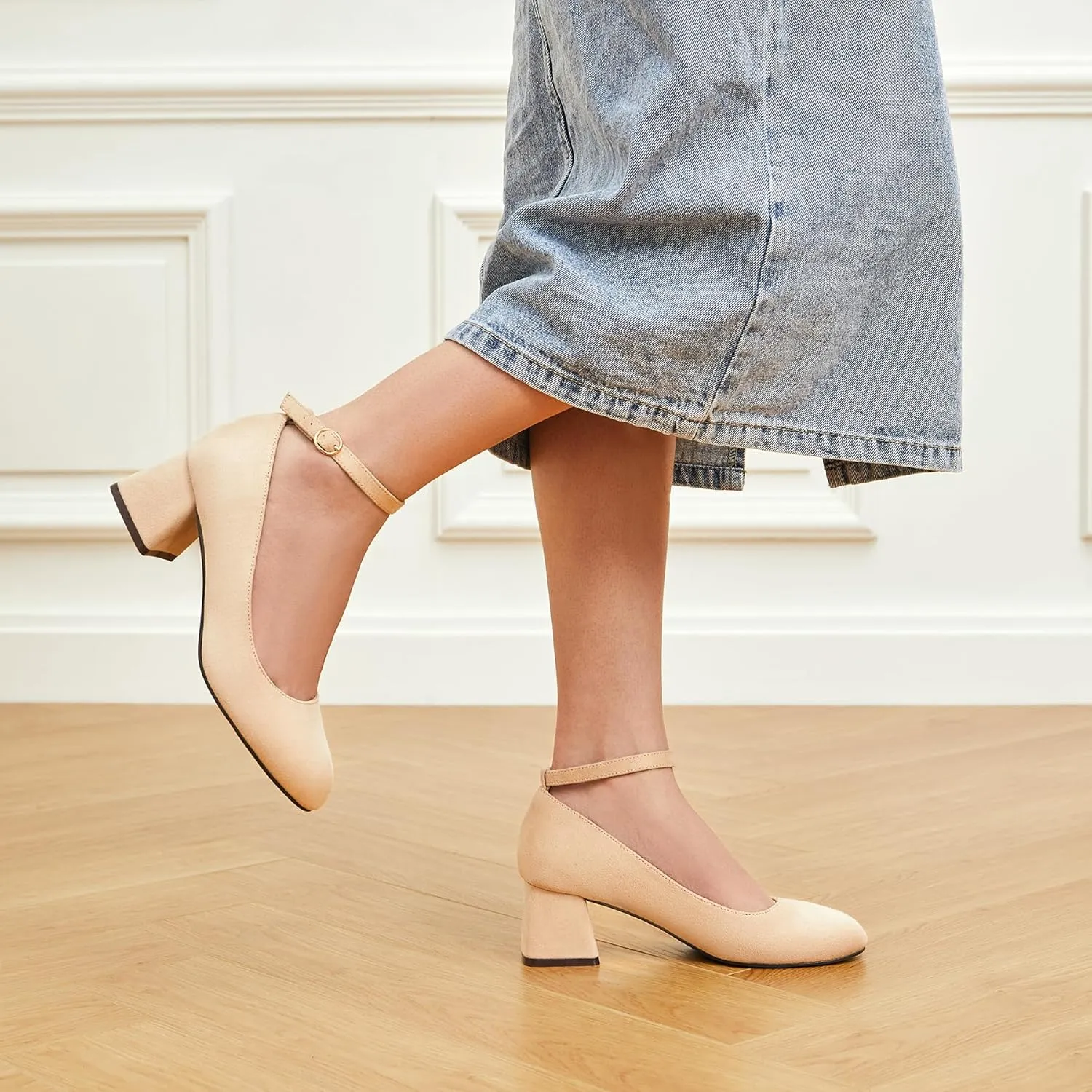 Trary Women's Chunky Low Heels Closed Round Toe Block Heels Mary Jane Shoes Adjustable Ankle Strap Pumps Comfortable Loafers Casual Dress Wedding Work Heels for Women