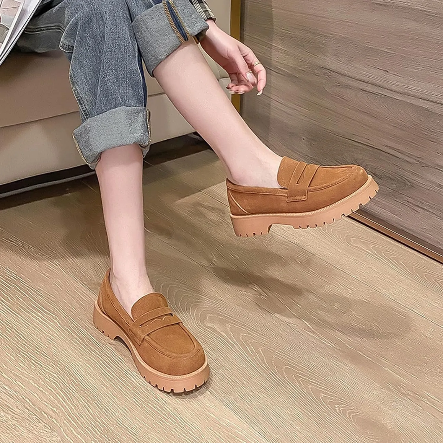 Women's Leather Lug Sole Penny Loafers Classic Round Toe Comfort Slip On Uniform Dress Shoes Casual Fashion Chunky Heel Work Shoes