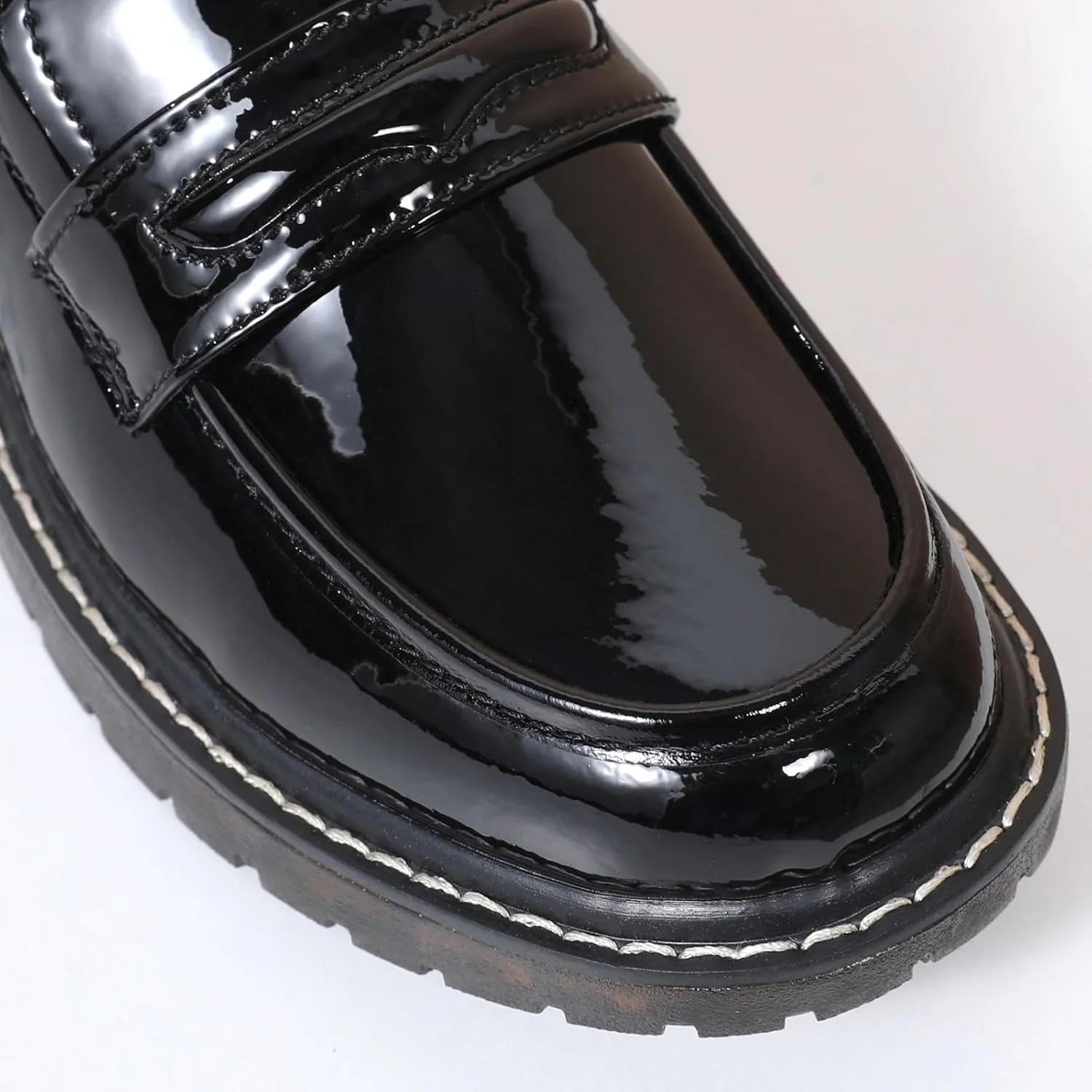XMM Black Loafers for Women Chunky Loafer Shoes Penny Loafers Flats Lug Sole Lightweight Slip On Ladies Shoes Business Casual Dressy Comfortable Office Shoes